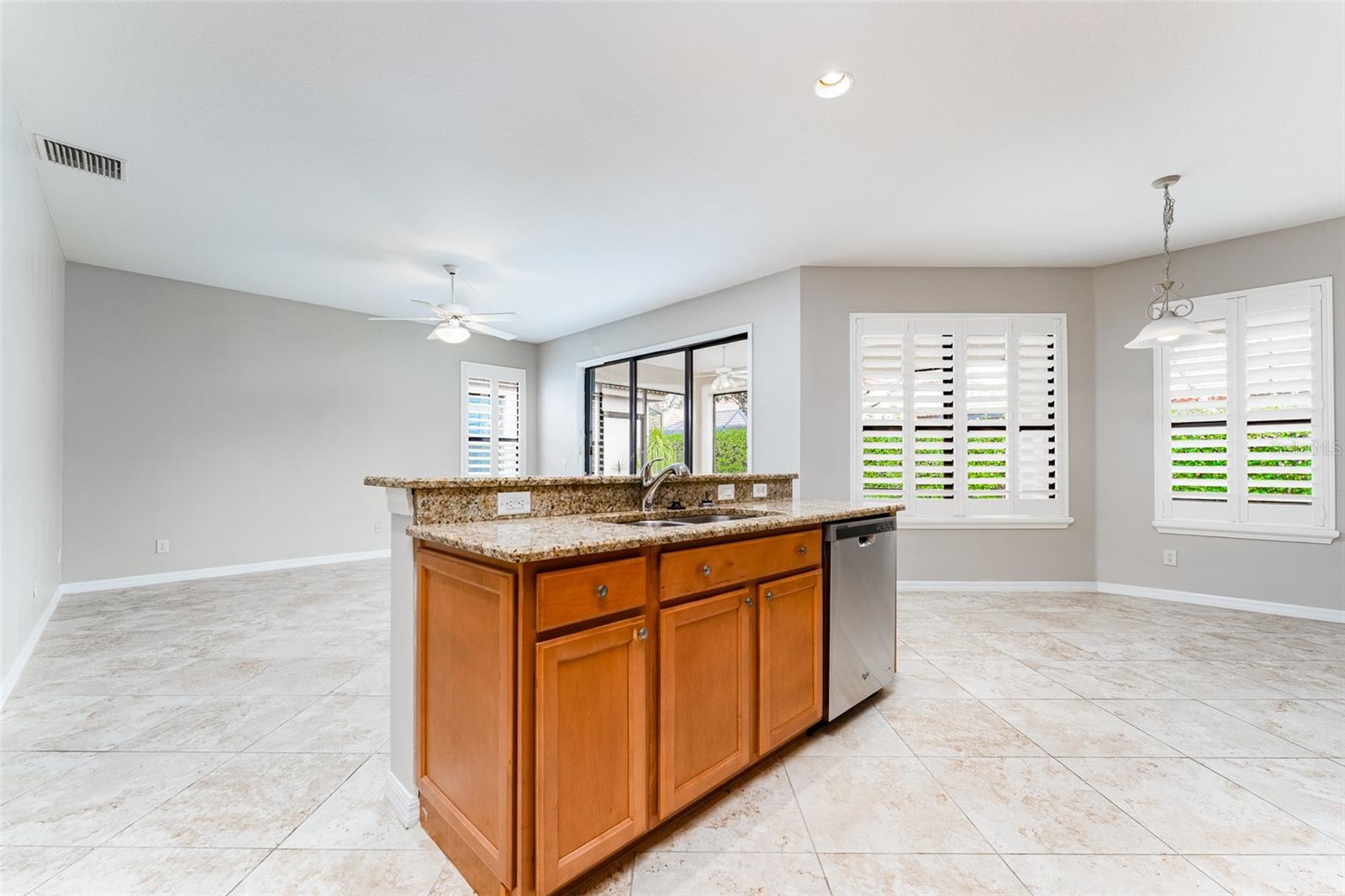 SOUTHSHORE FALLS PH 1 - Residential