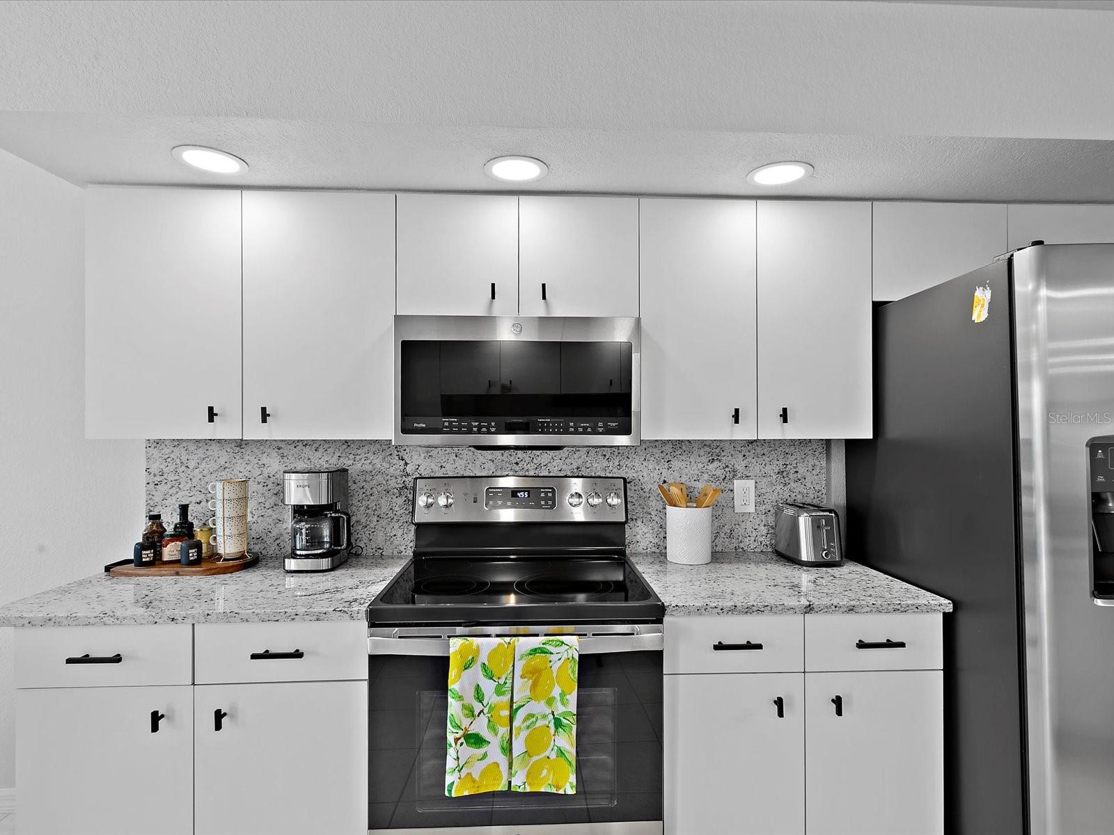 ROTONDA WEST LONG MEADOW - Residential Lease