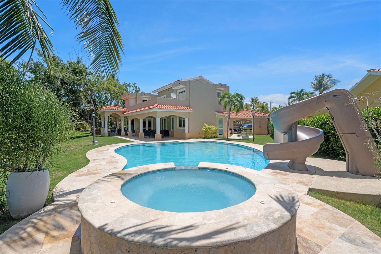 PALMAS PLANTATION - Residential