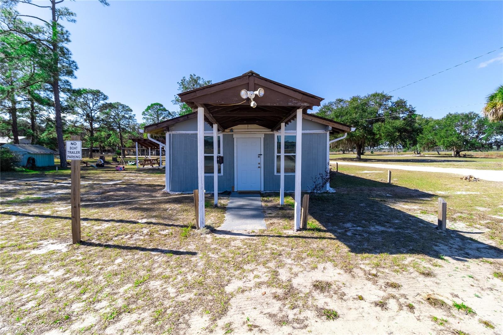 KERSHORES - Residential