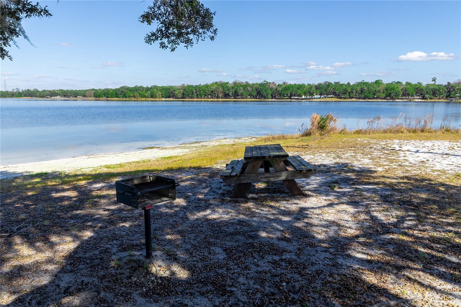 KERSHORES - Residential