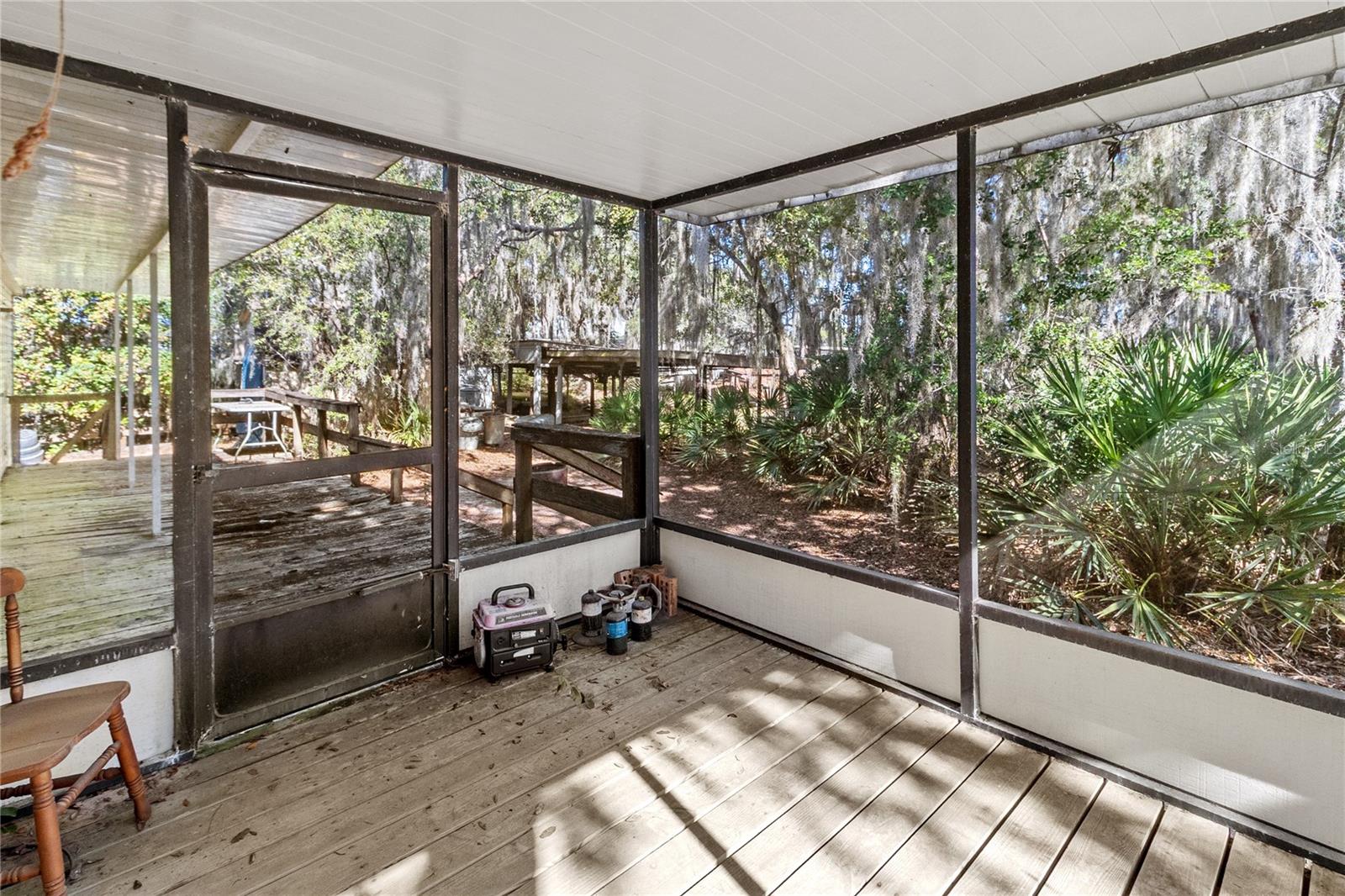 KERSHORES - Residential