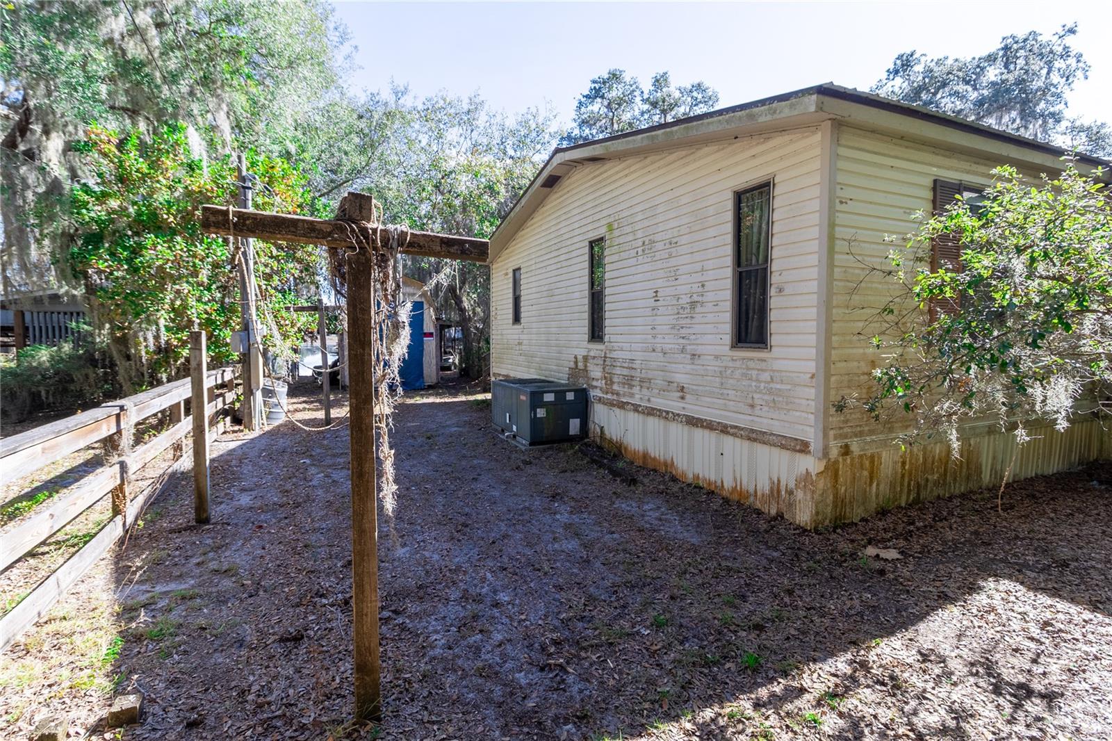 KERSHORES - Residential