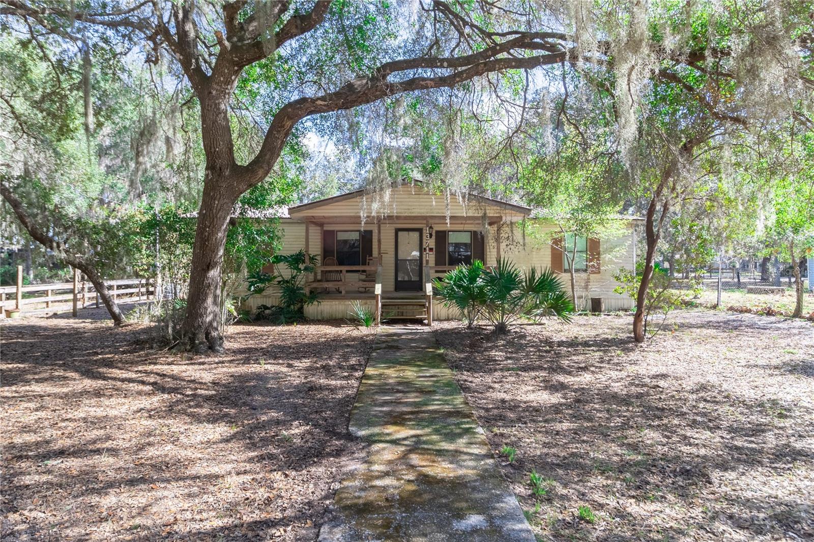 KERSHORES - Residential