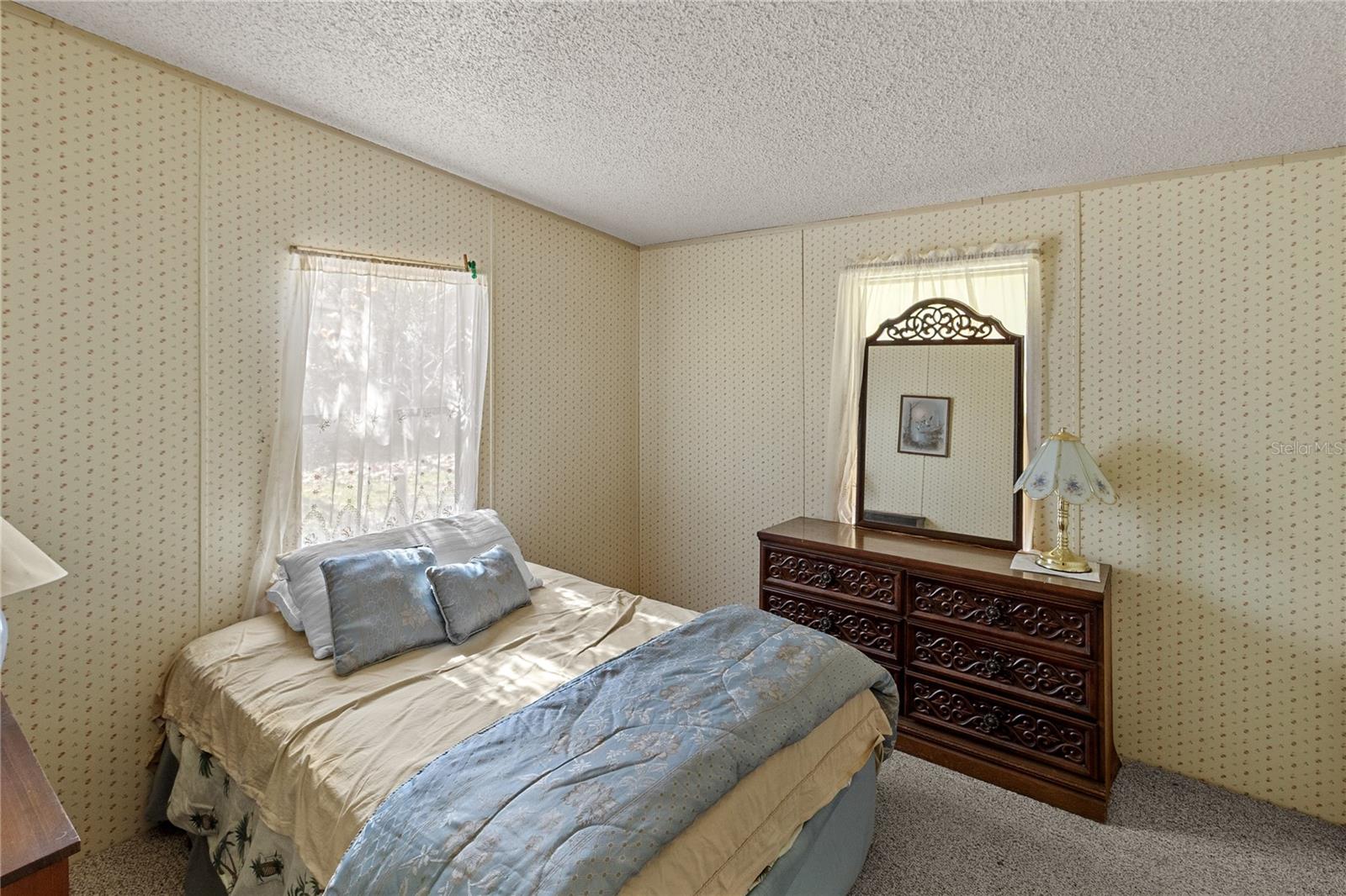 KERSHORES - Residential