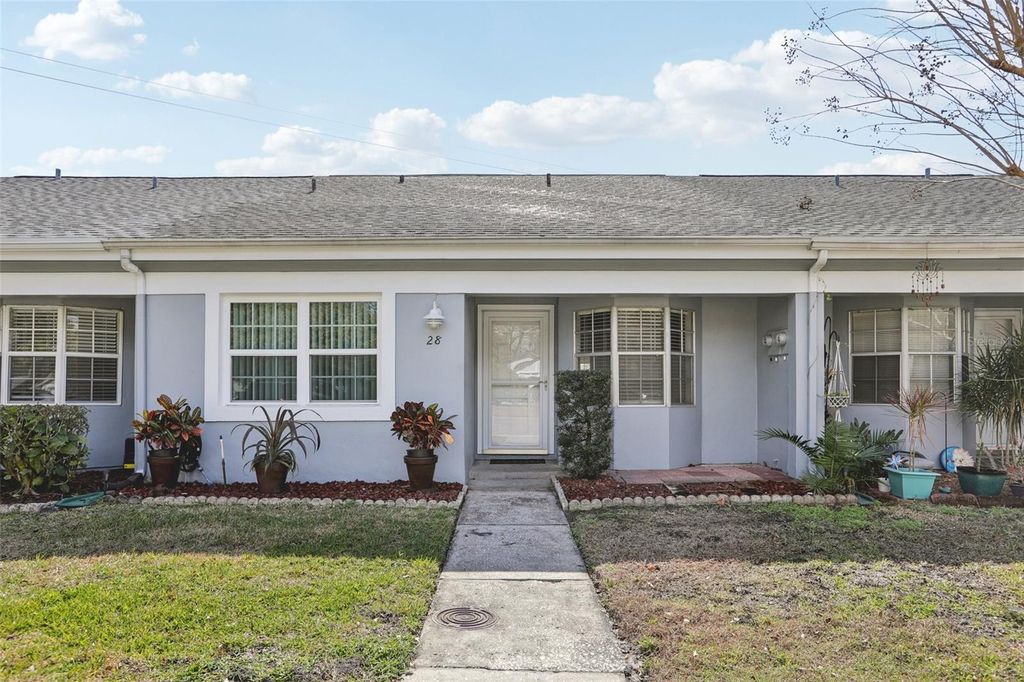 Photo of 28 Brigton Court, Safety Harbor, FL 34695 (MLS # TB8477801)