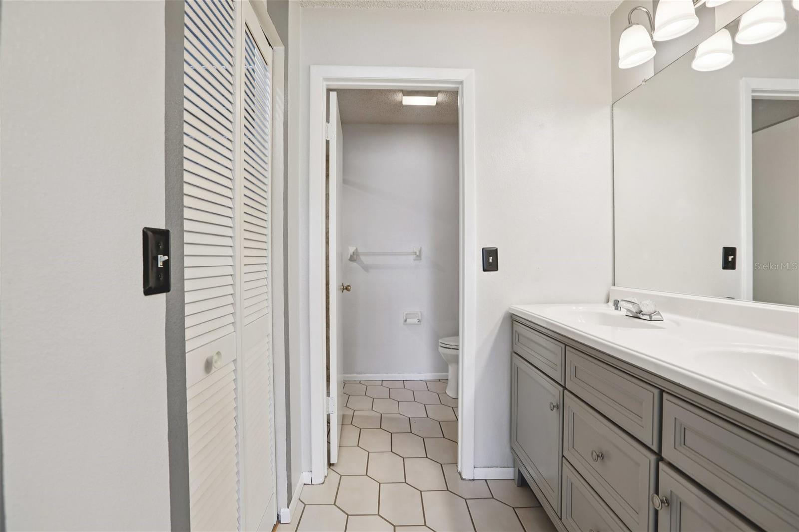 BAY TOWNE WEST - Residential