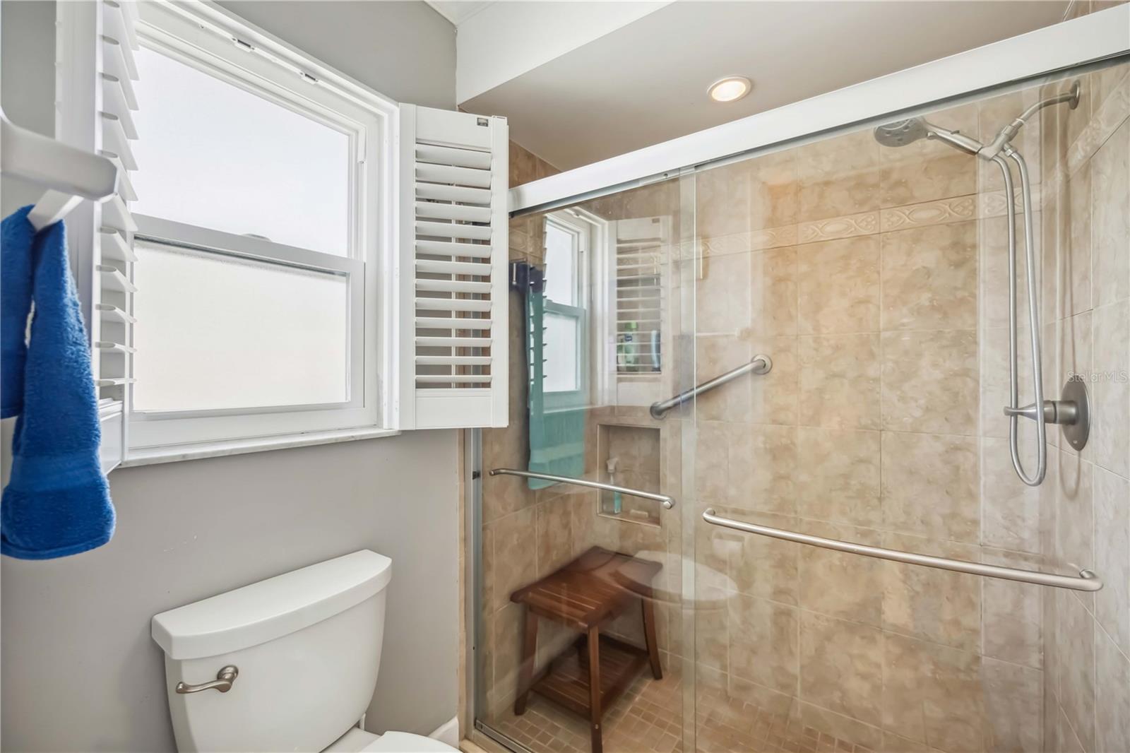 VENICE GARDENS SEC 2 - Residential