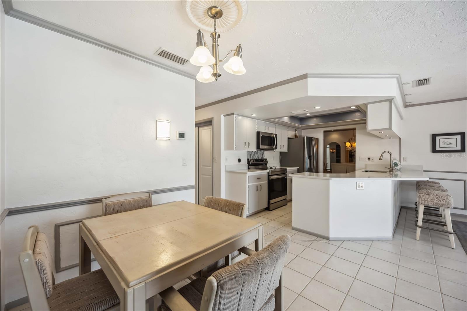 VENICE GARDENS SEC 2 - Residential