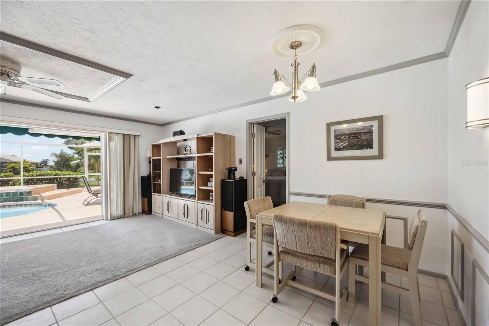 VENICE GARDENS SEC 2 - Residential