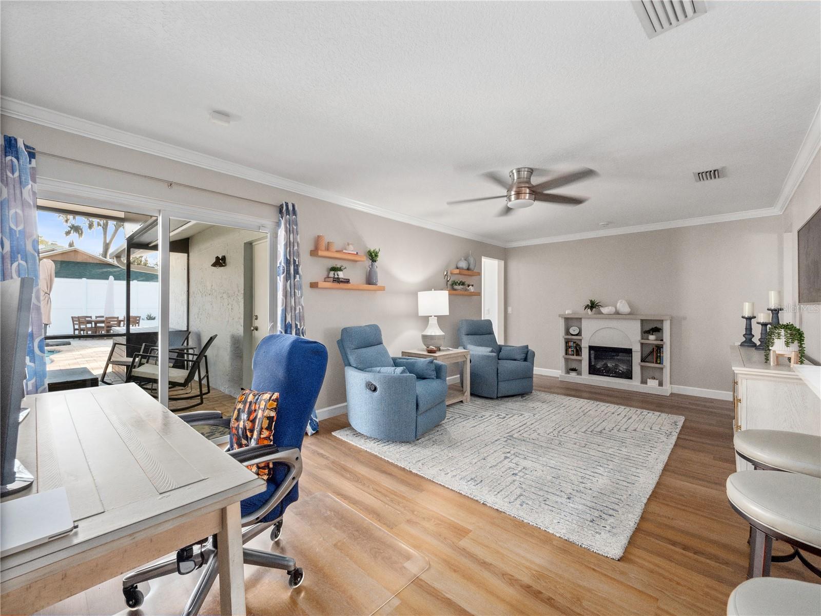 WOODLANDS SEC 4 - Residential