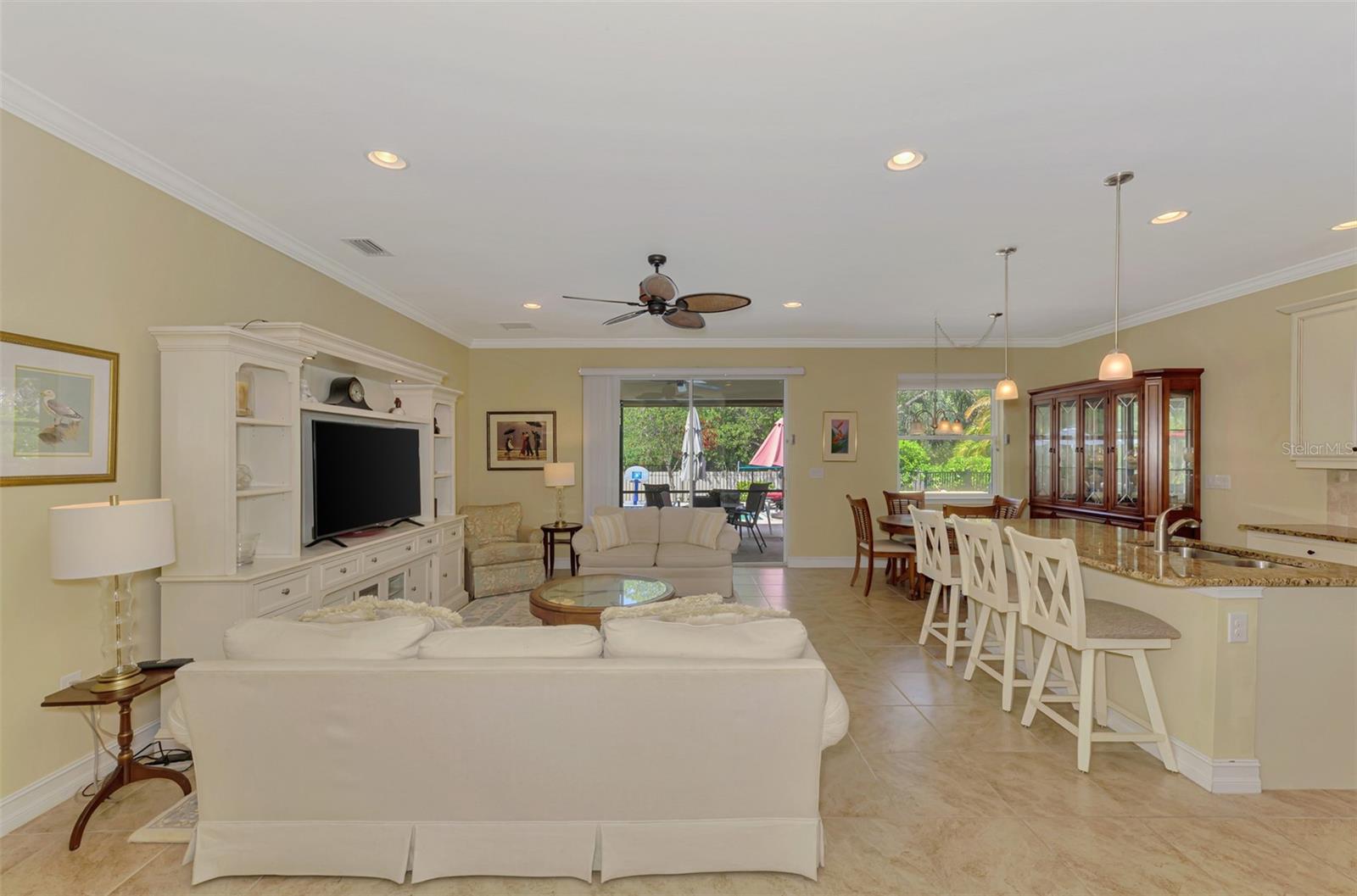 CARIBBEAN VILLAGE - Residential