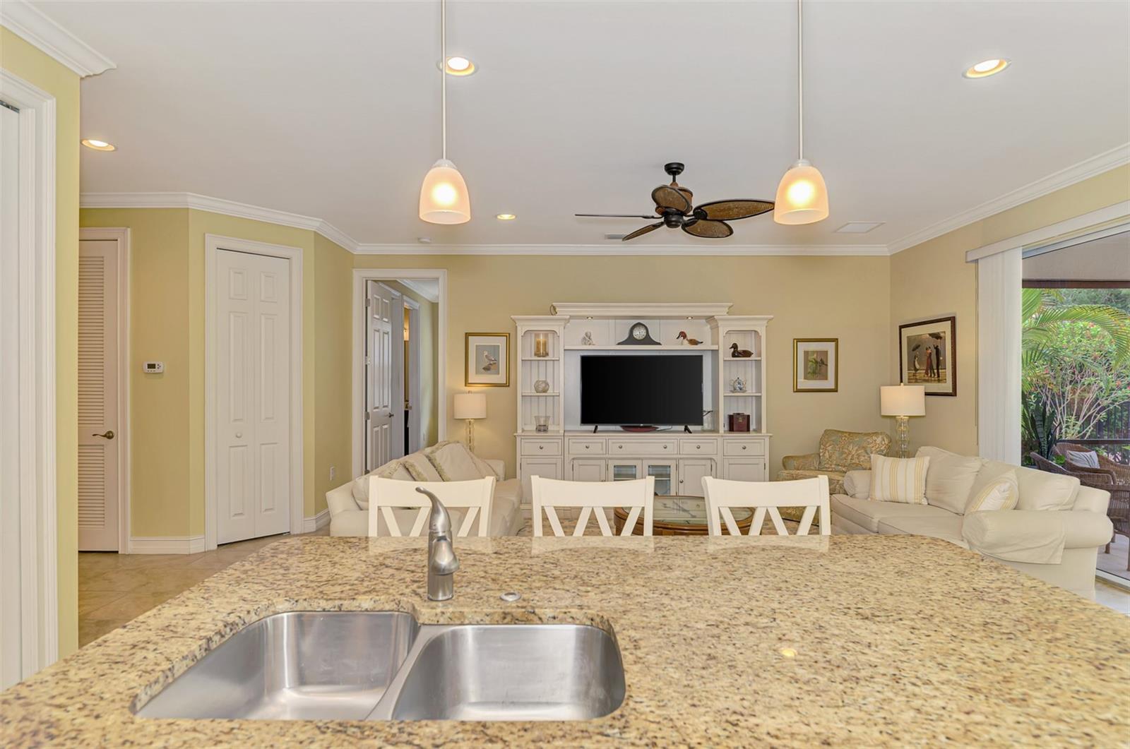 CARIBBEAN VILLAGE - Residential