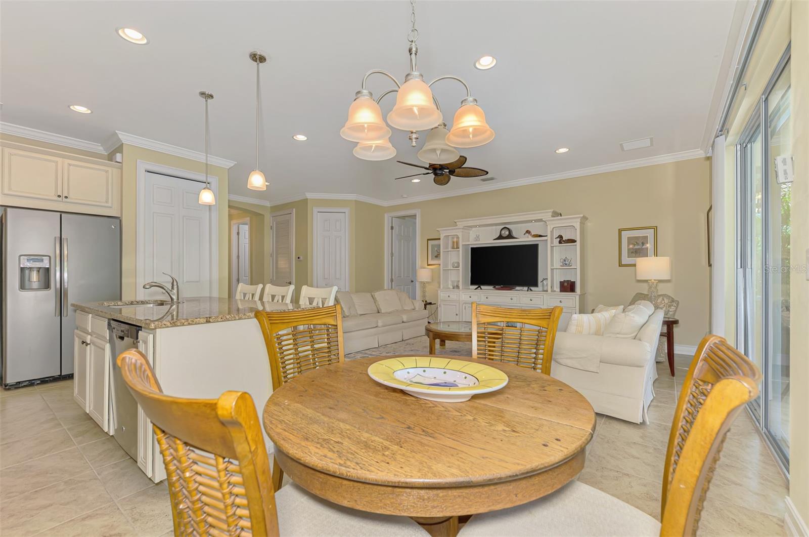 CARIBBEAN VILLAGE - Residential