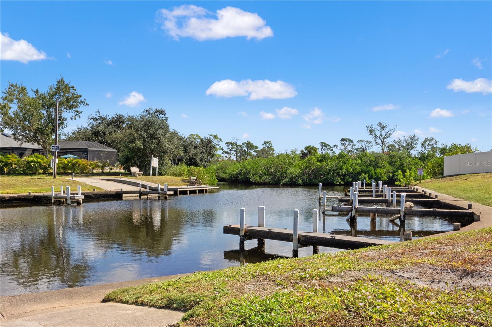 MOBILE GARDENS - Residential