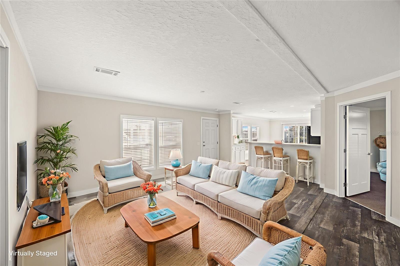 MOBILE GARDENS - Residential