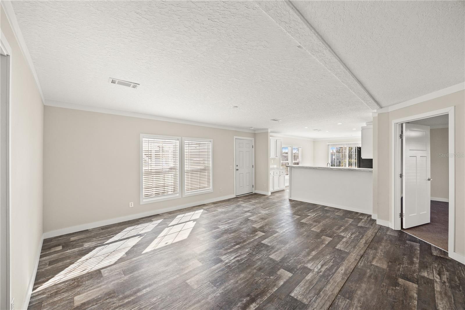 MOBILE GARDENS - Residential