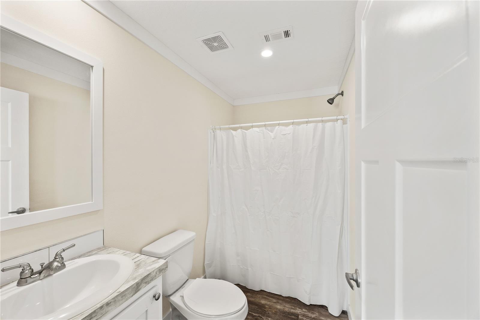 MOBILE GARDENS - Residential