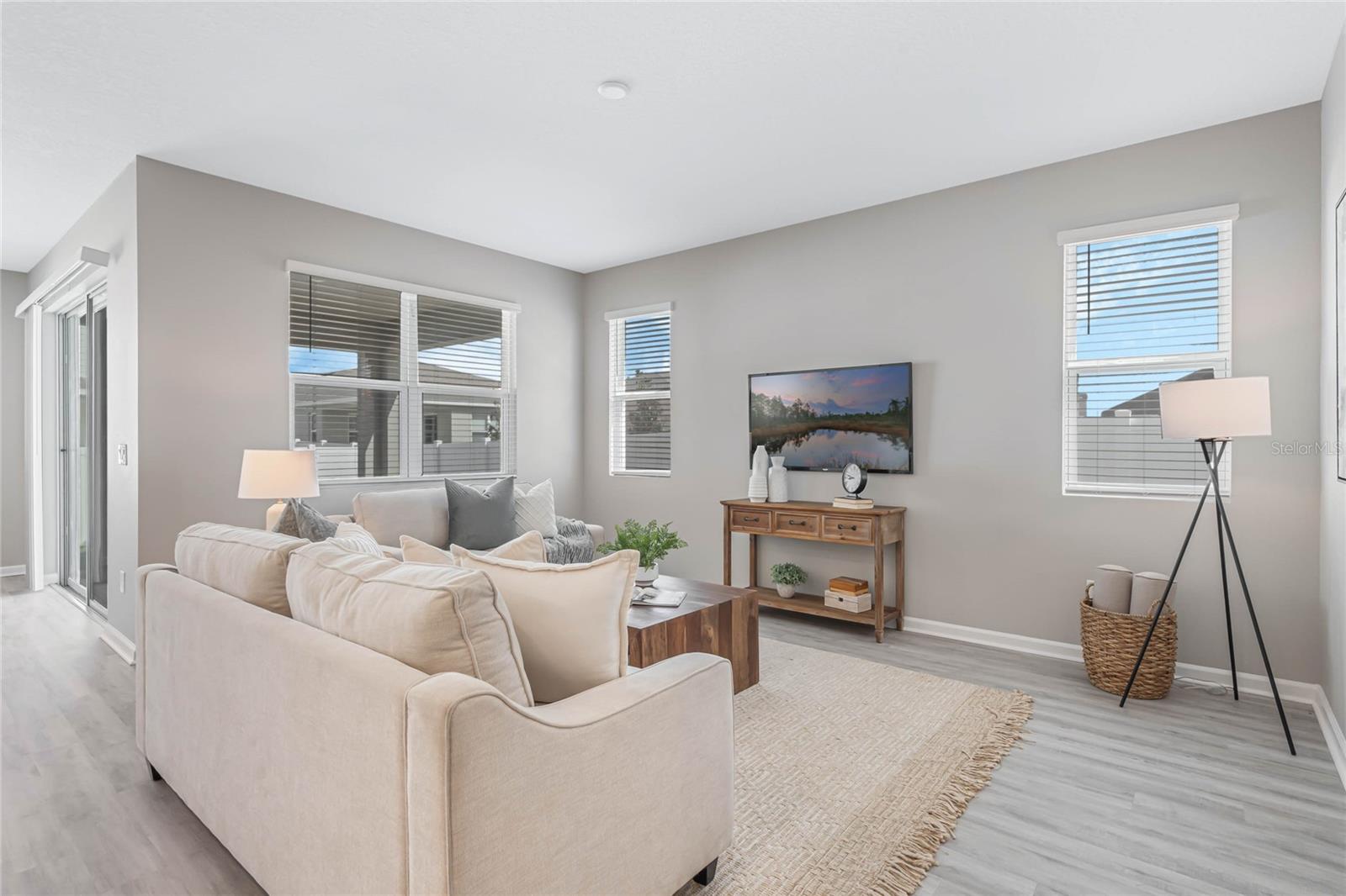 SEASONS AT LAKESIDE FOREST - Residential