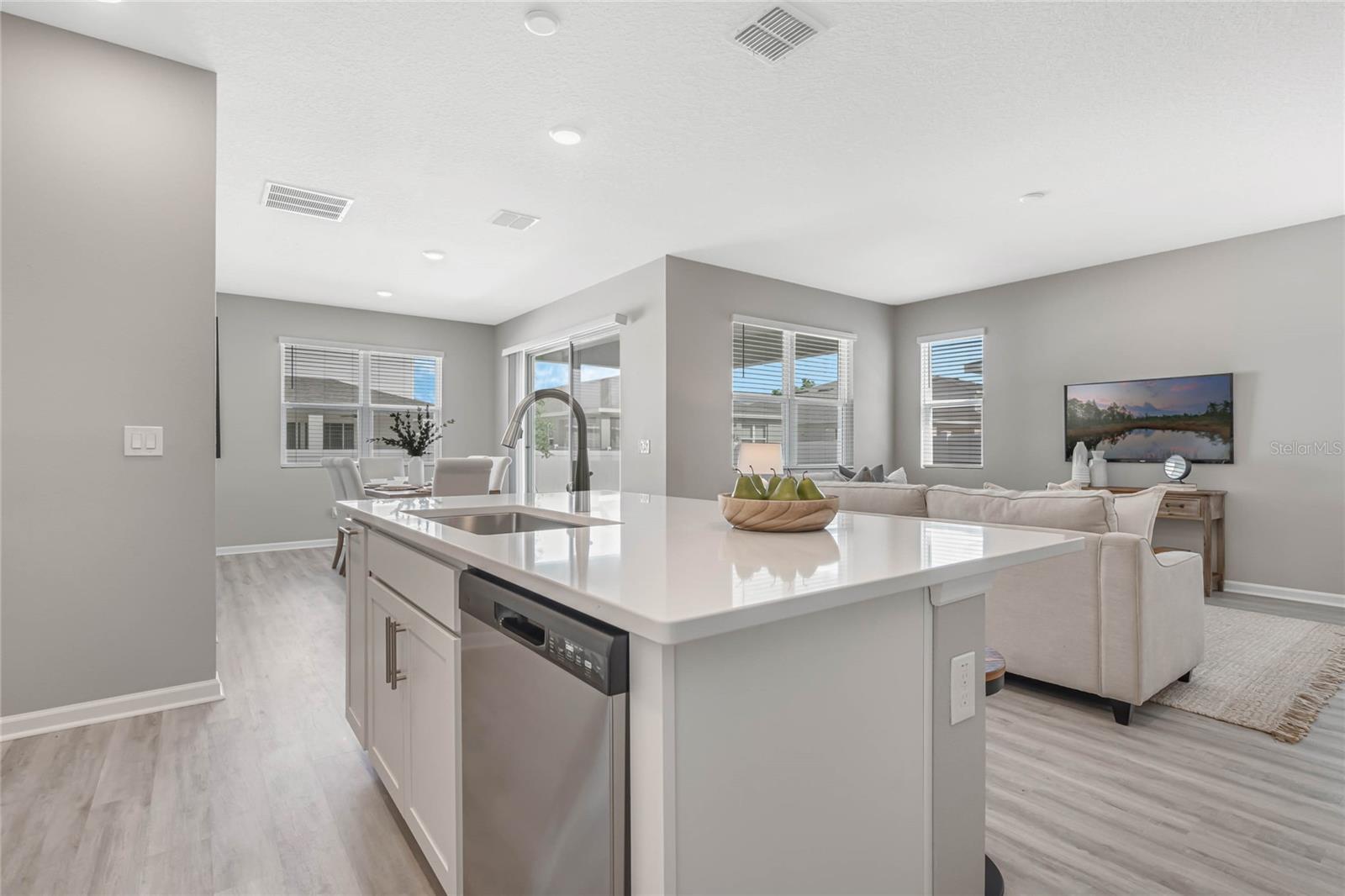 SEASONS AT LAKESIDE FOREST - Residential