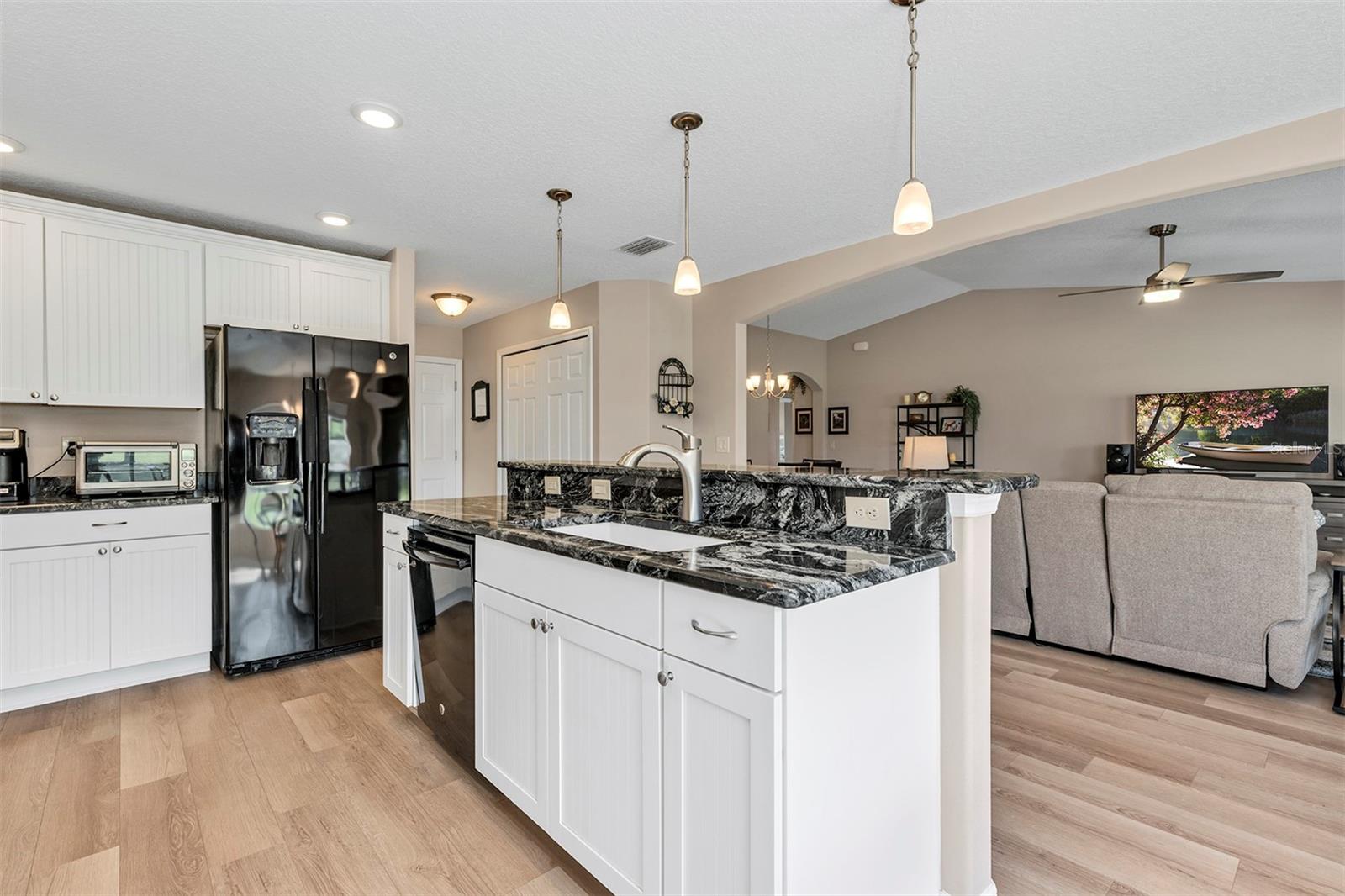 LEESBURG ARLINGTON RIDGE PH 02 - Residential