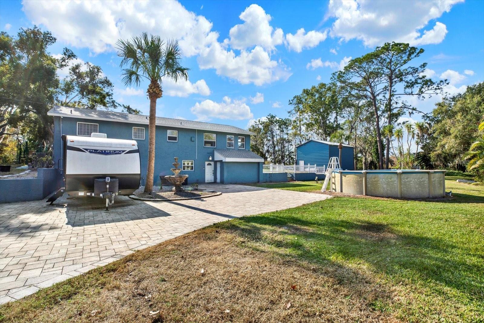 GOLDEN ACRES - Residential