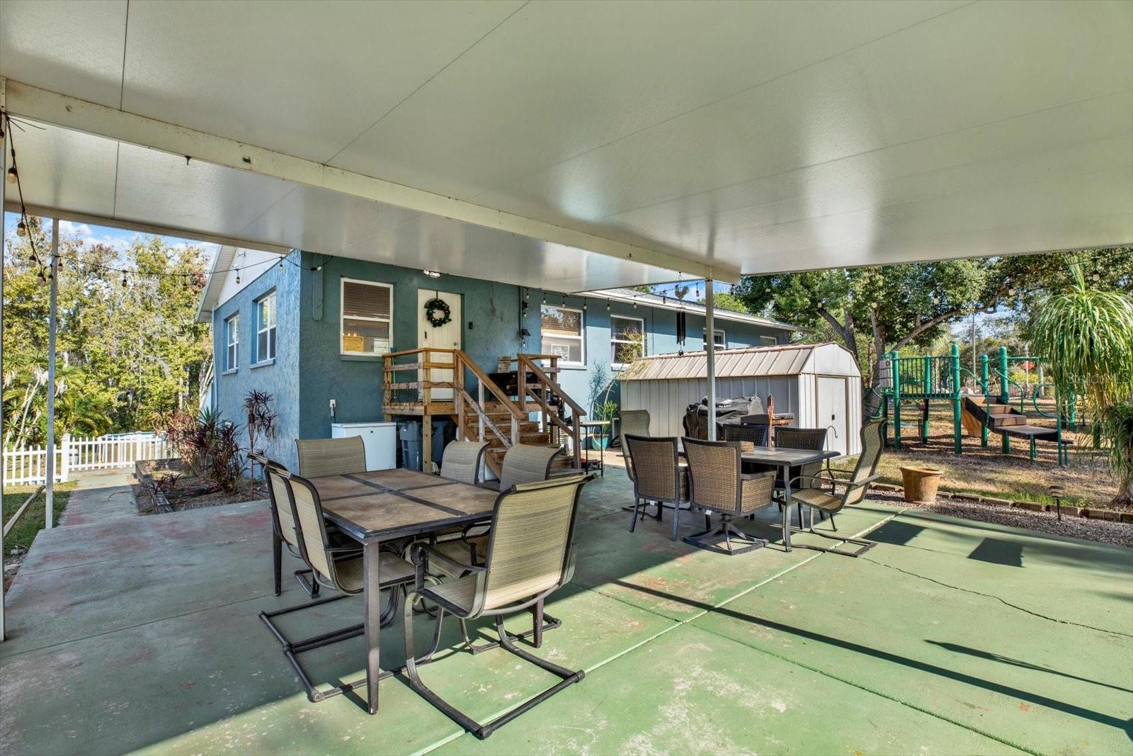 GOLDEN ACRES - Residential