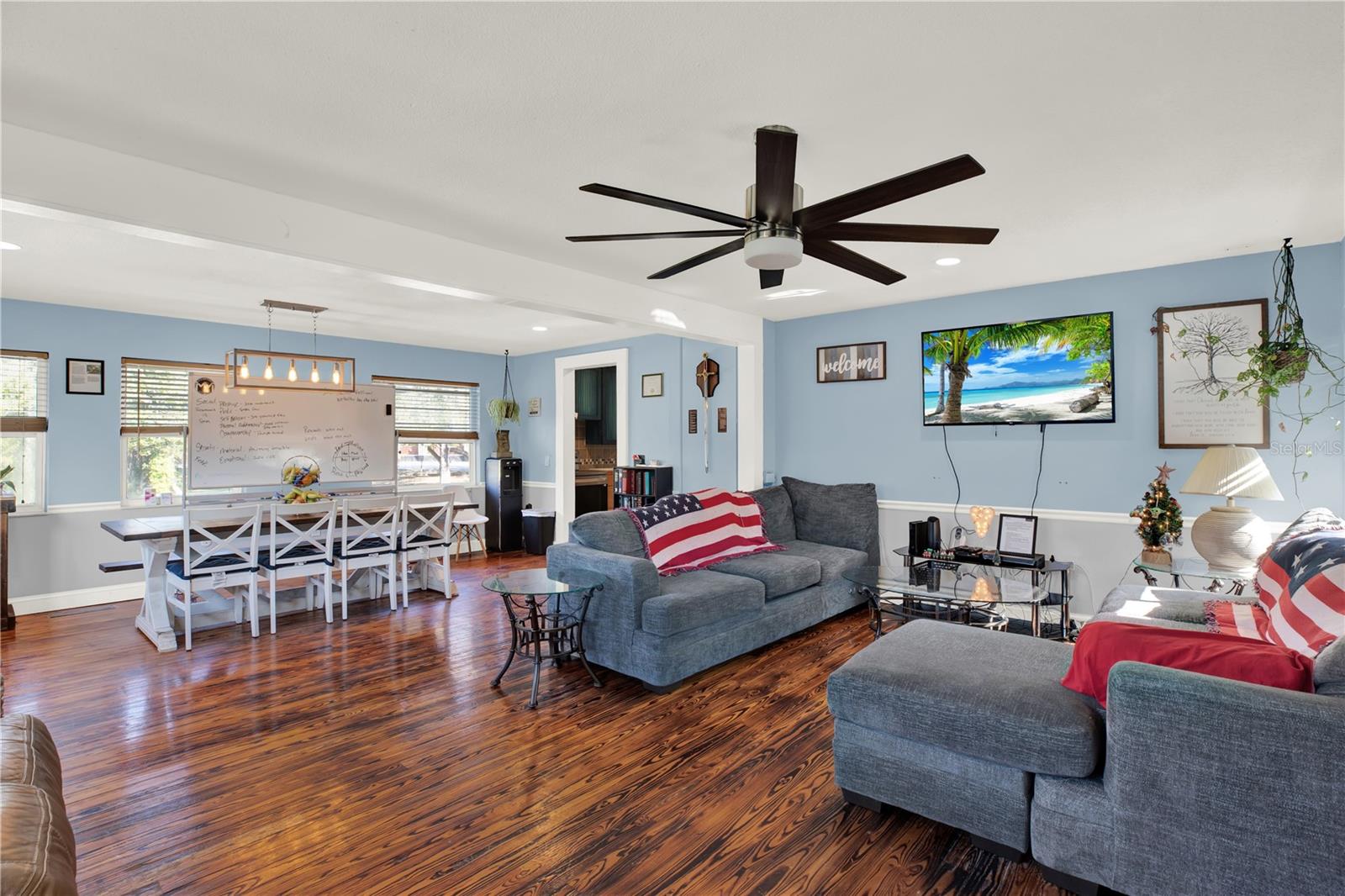 GOLDEN ACRES - Residential