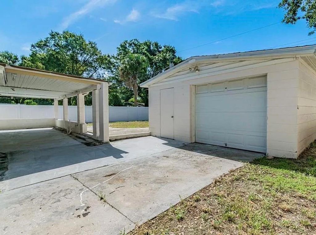 Photo of 4710 W Knights Avenue, Tampa, FL 33611 (MLS # O6405772)