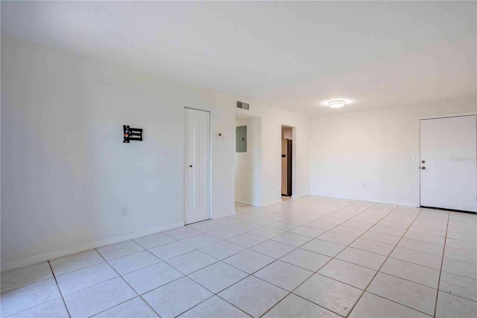 902 LAKE DESTINY ROAD C