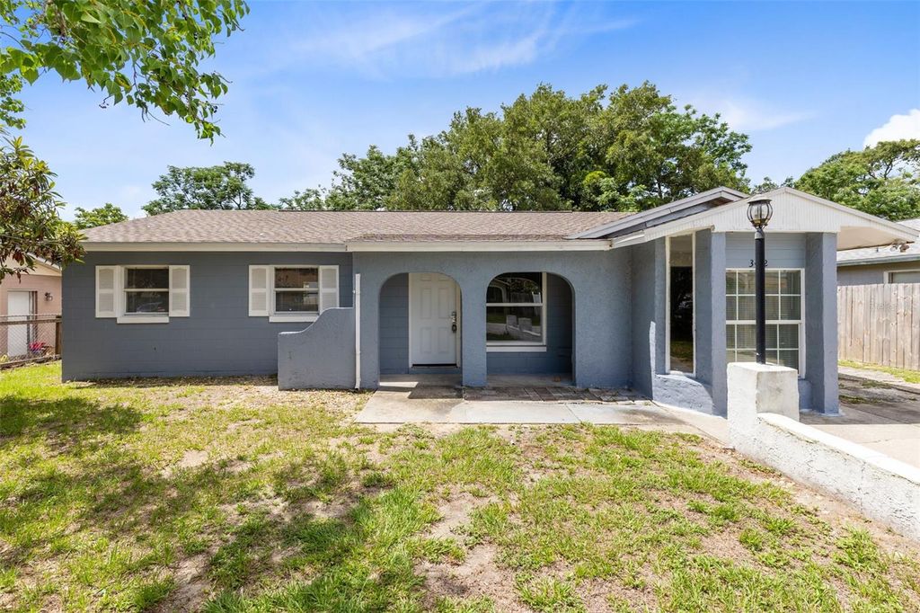 Photo of 3432 Harry Street, Apopka, FL 32712 (MLS # O6412901)