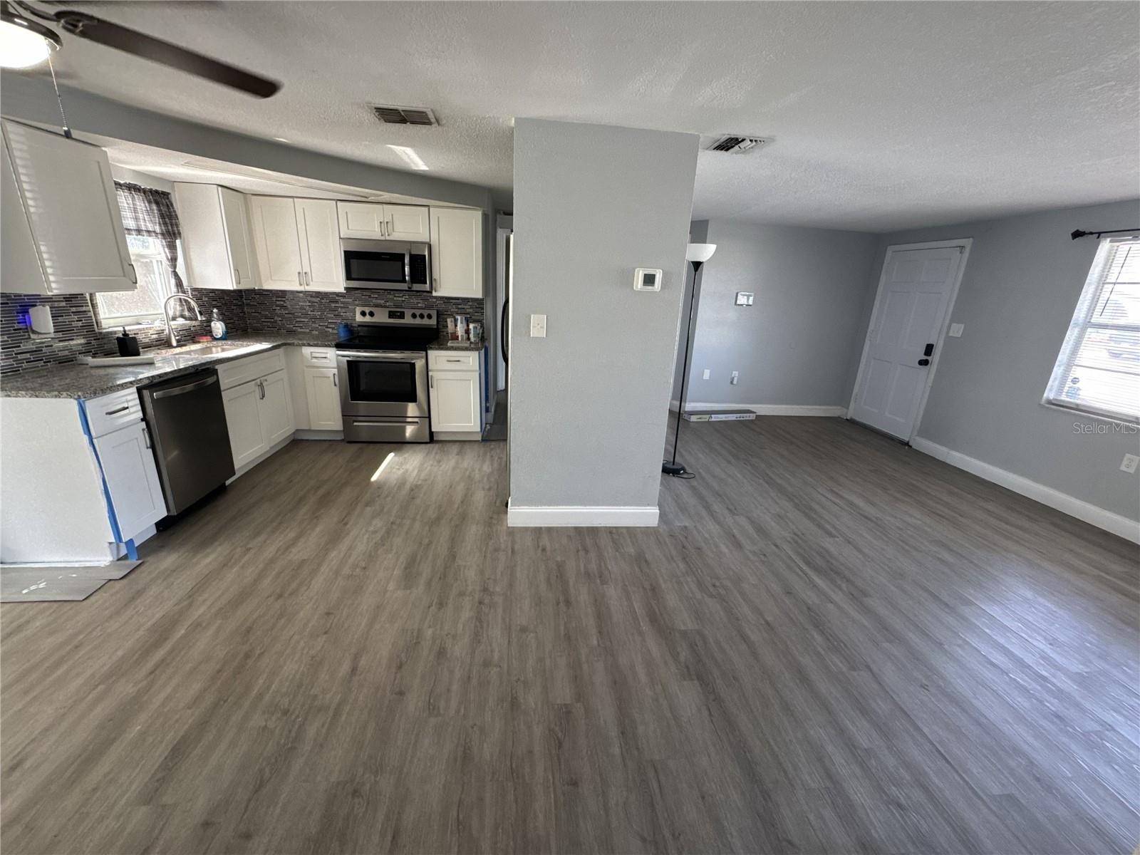 HOLIDAY LAKE ESTATES - Residential