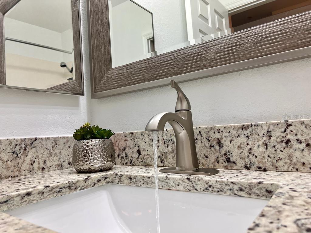 REGISTRY/MICHIGAN PARK CONDO - Residential Lease