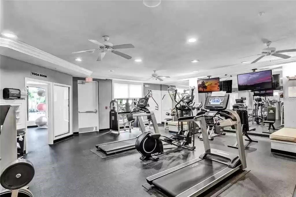 REGISTRY/MICHIGAN PARK CONDO - Residential Lease