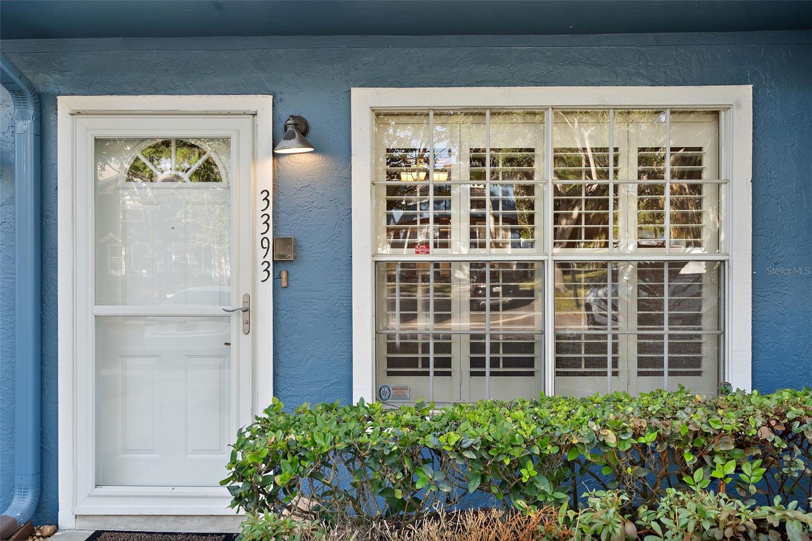 FOX CHASE TWNHMS UNI - Residential