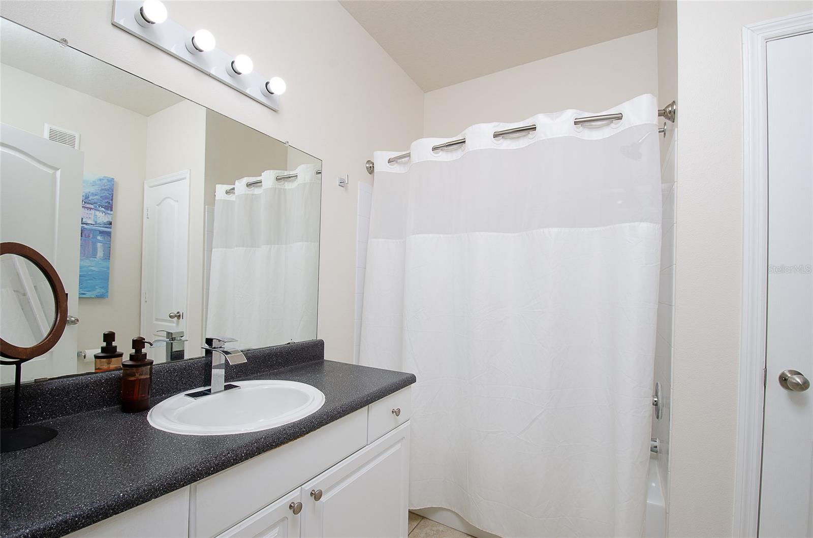 MIRABELLA - Residential