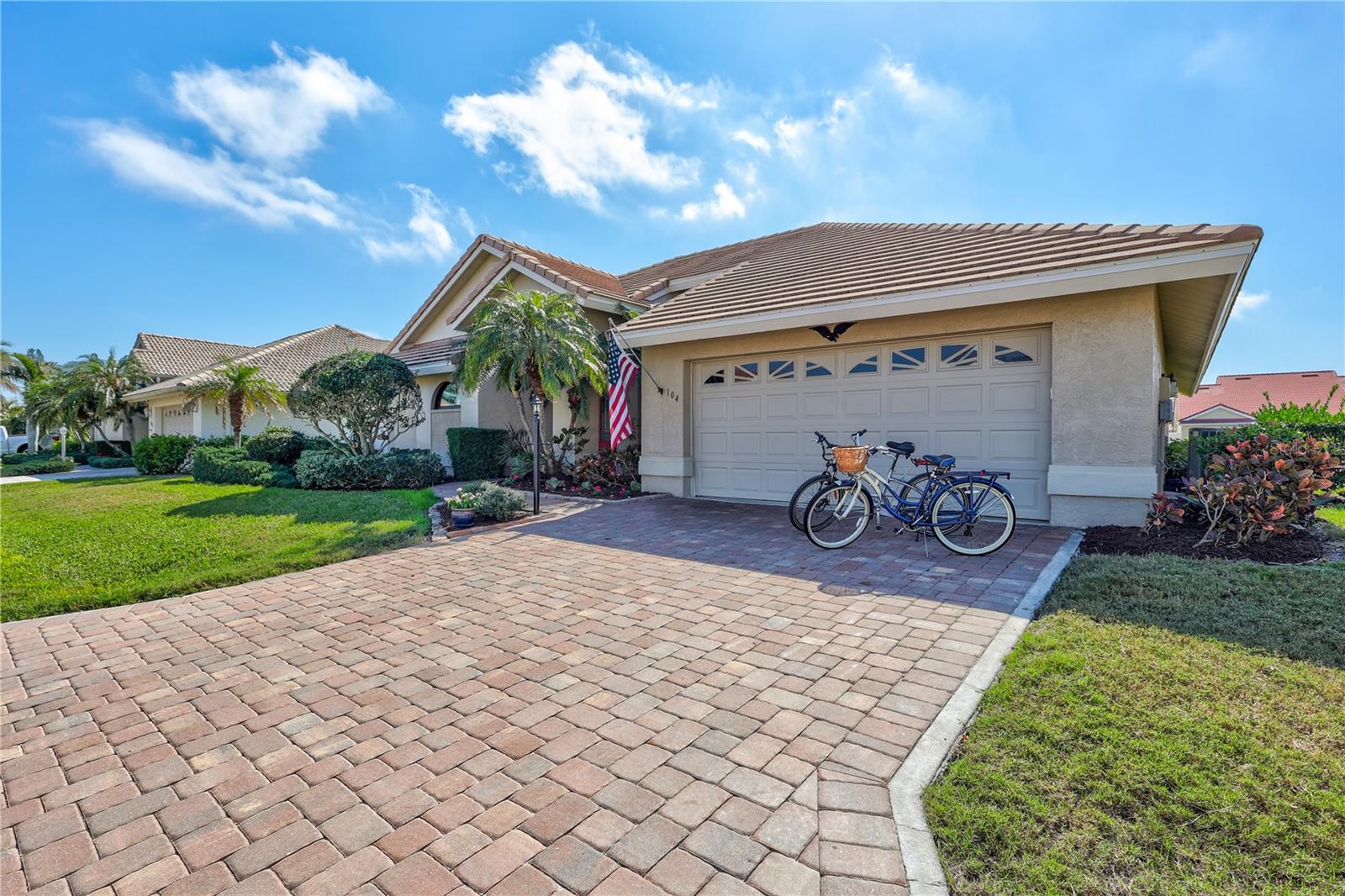 104 INLETS BOULEVARD 104