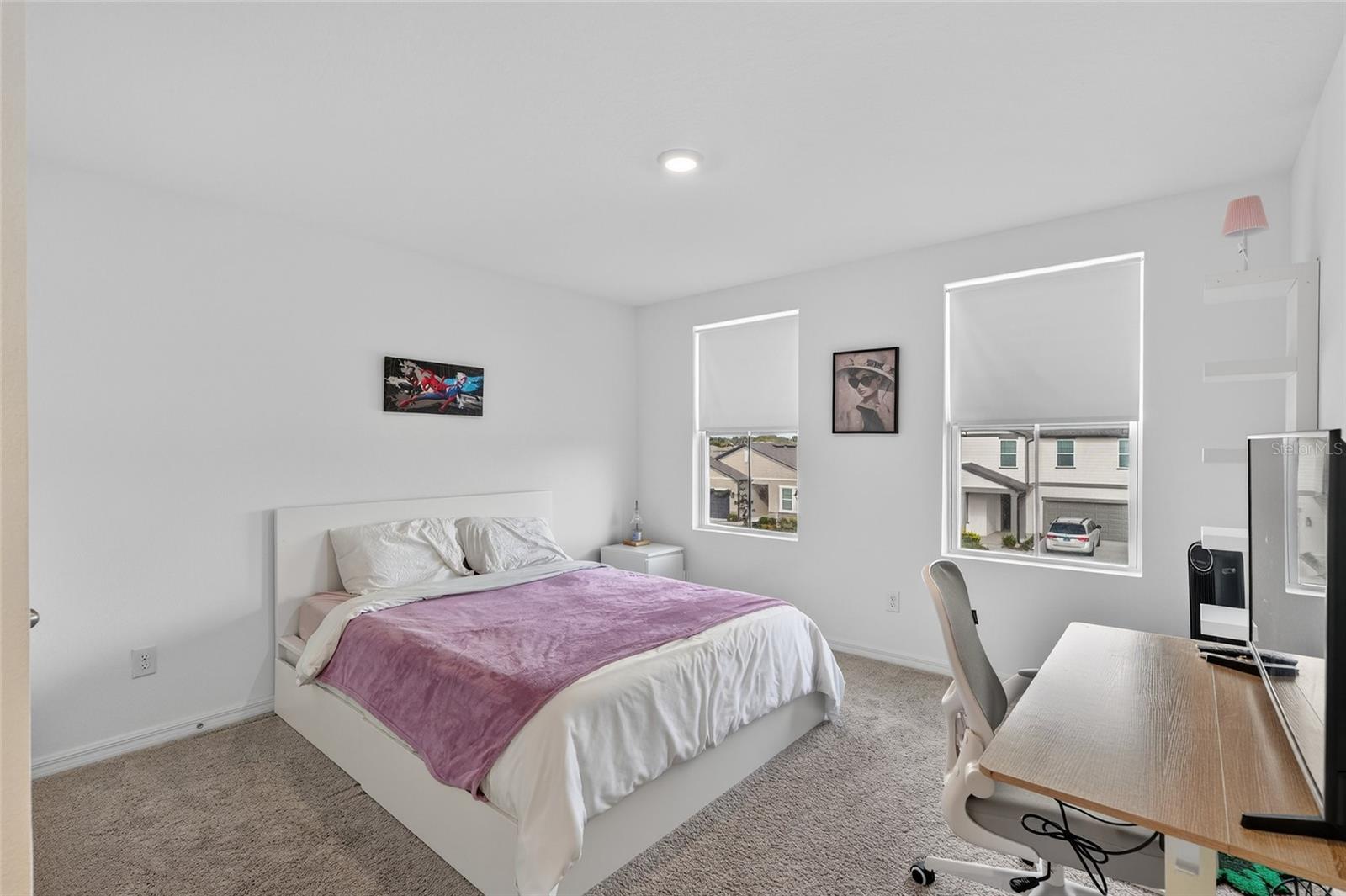 HAMPTON OAKS - Residential