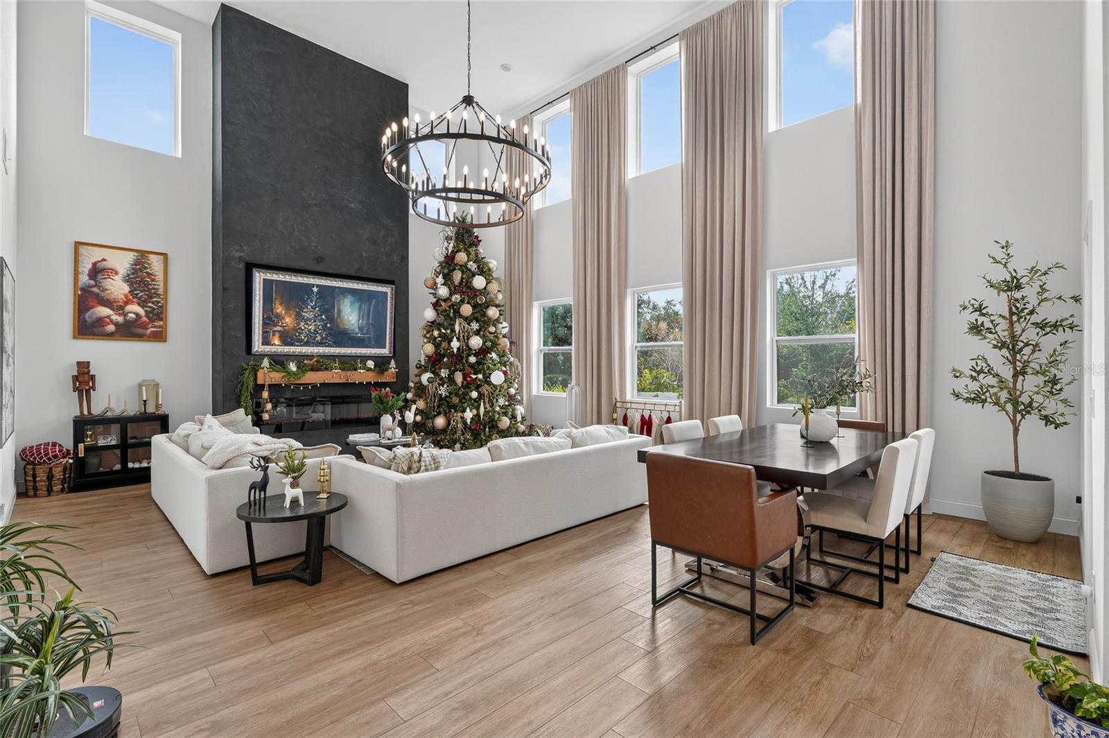 HAMPTON OAKS - Residential