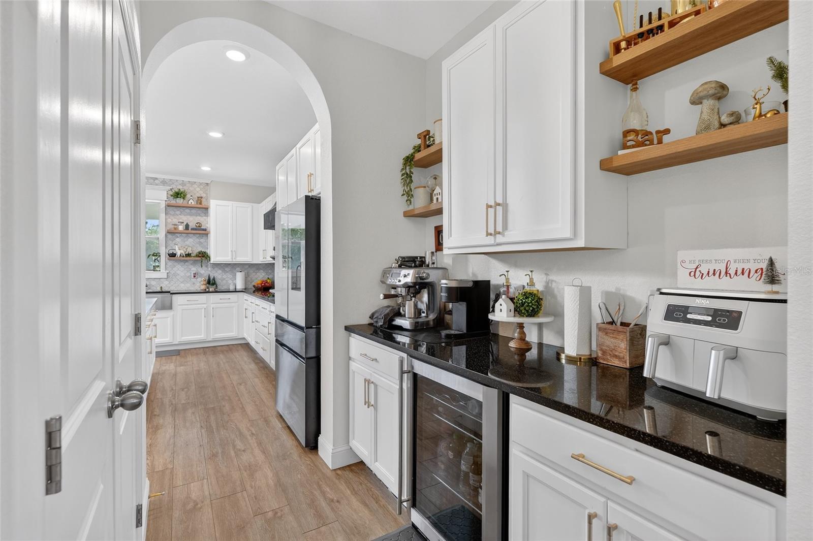 HAMPTON OAKS - Residential