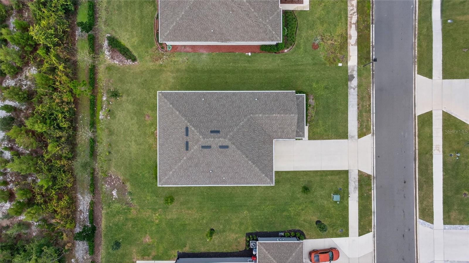 HAMPTON OAKS - Residential