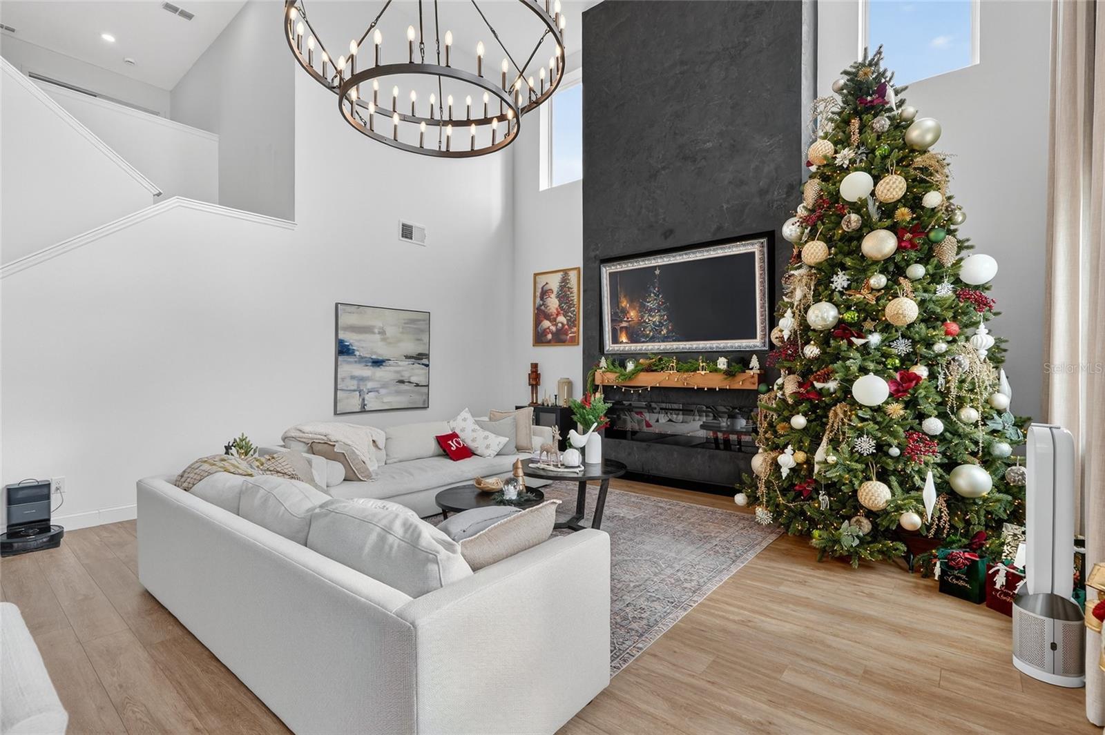 HAMPTON OAKS - Residential