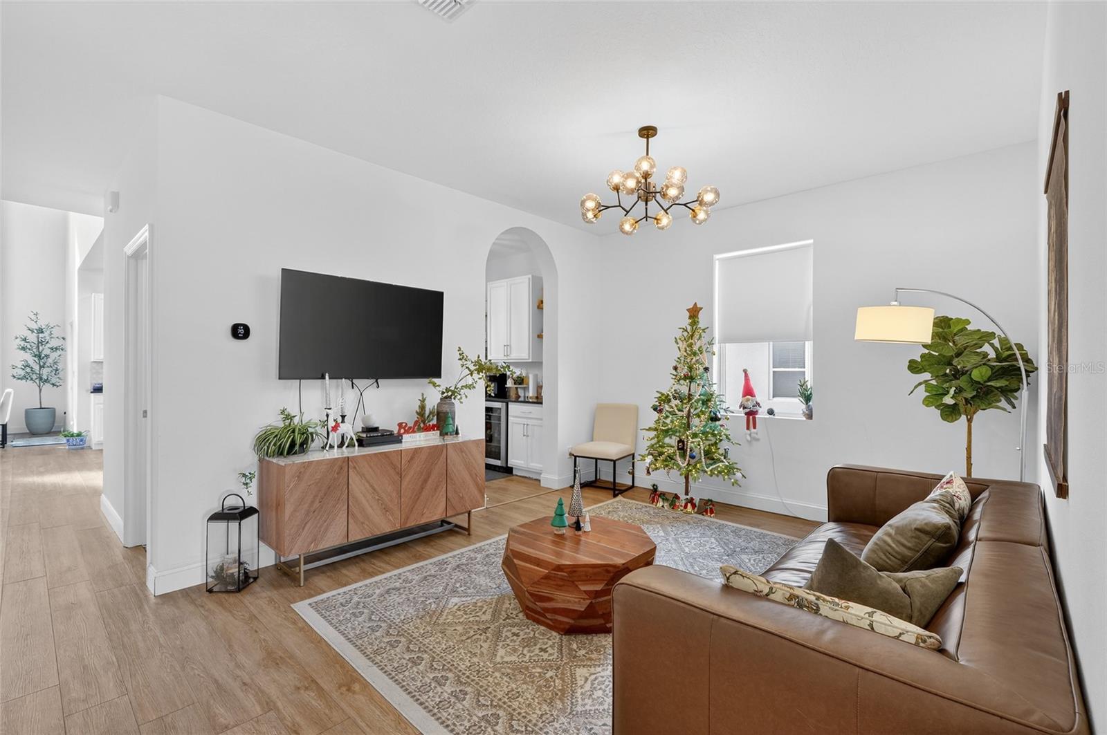 HAMPTON OAKS - Residential