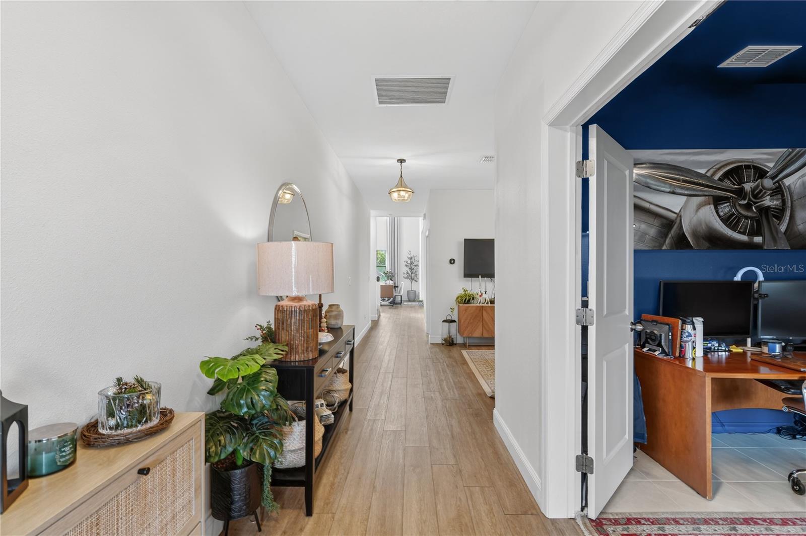 HAMPTON OAKS - Residential