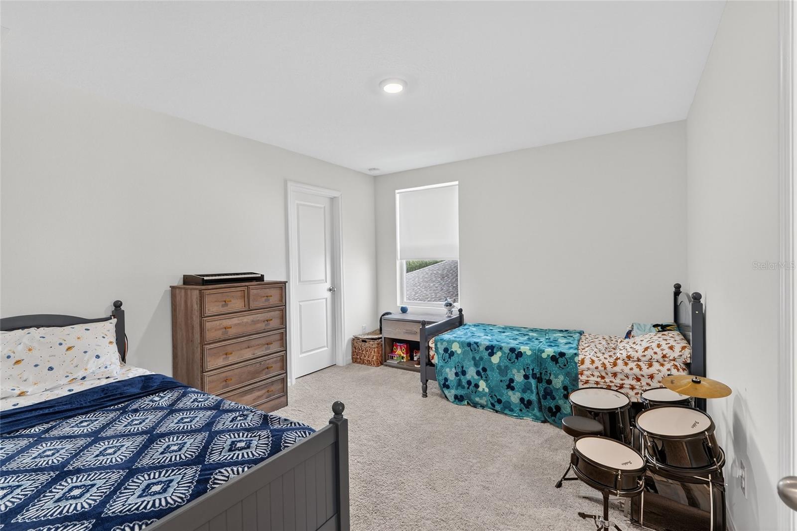 HAMPTON OAKS - Residential