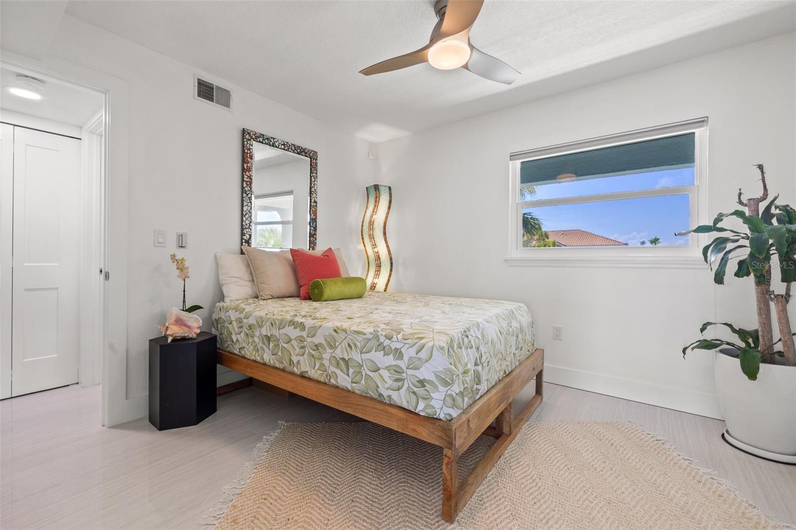 FLAMINGO BAY CLUB CO - Residential