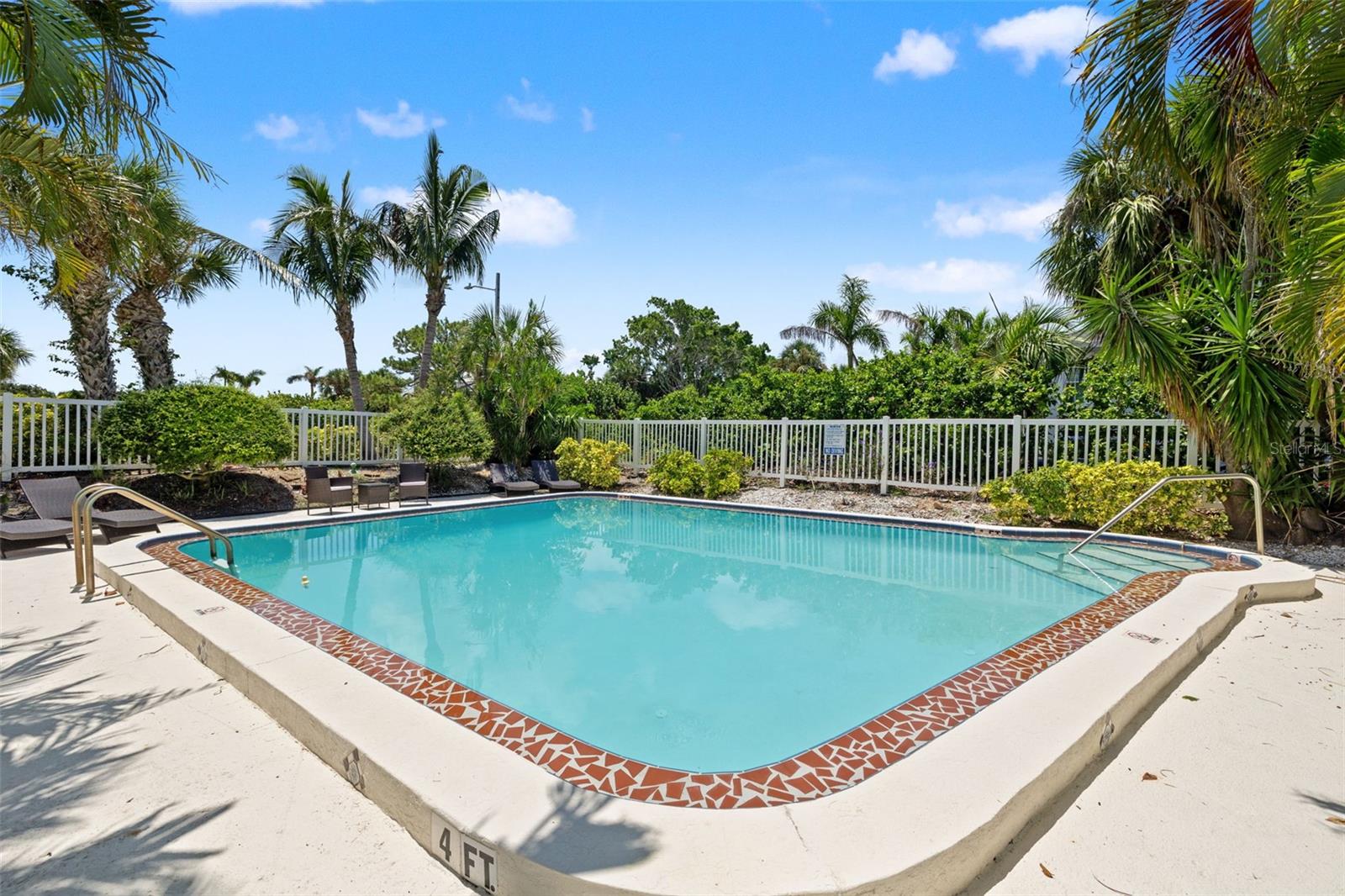 FLAMINGO BAY CLUB CO - Residential