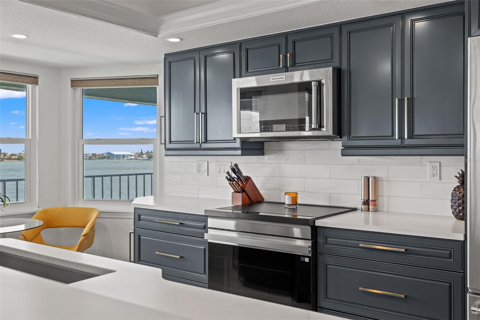 FLAMINGO BAY CLUB CO - Residential