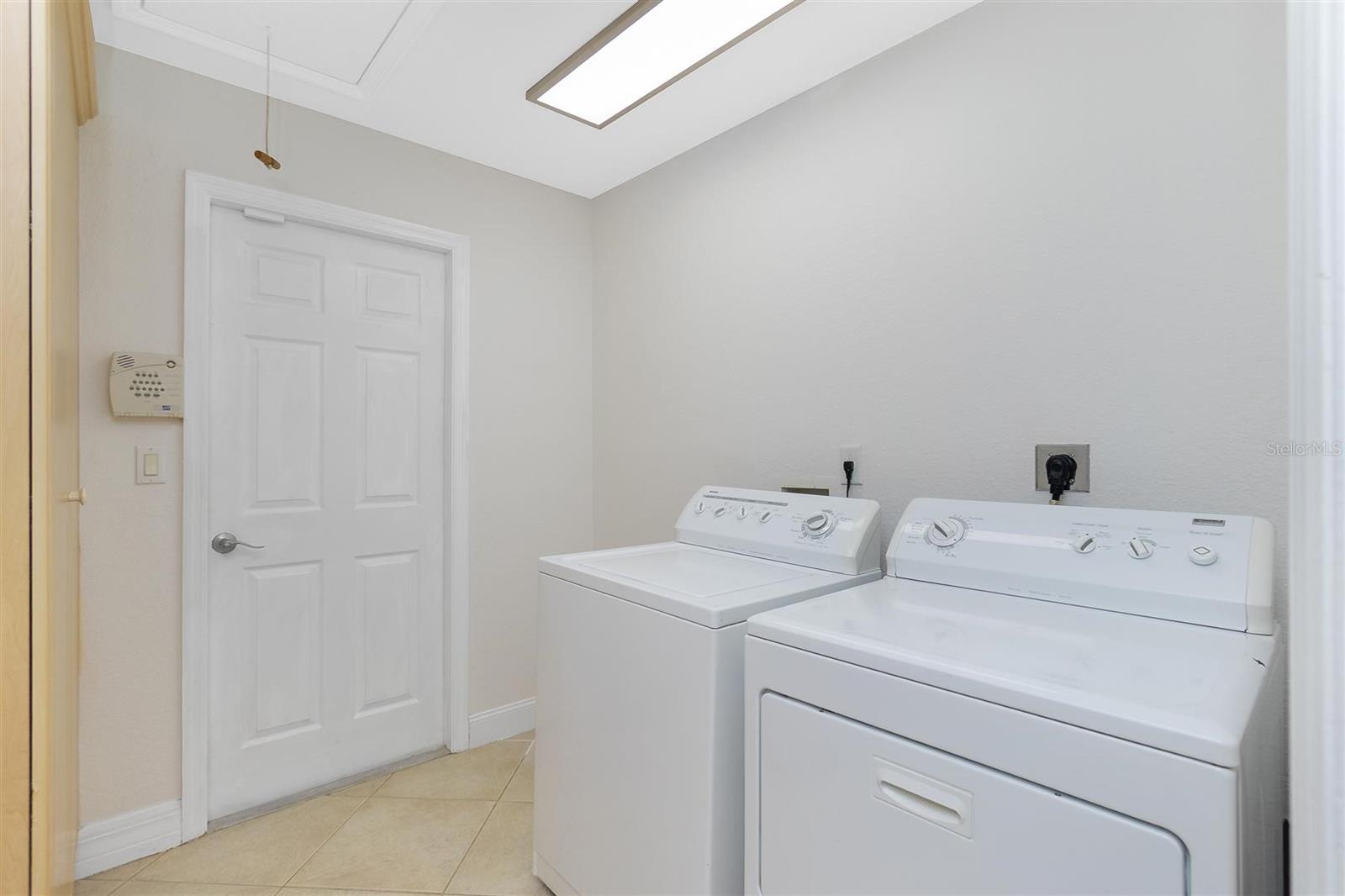 KINGS XING - Residential