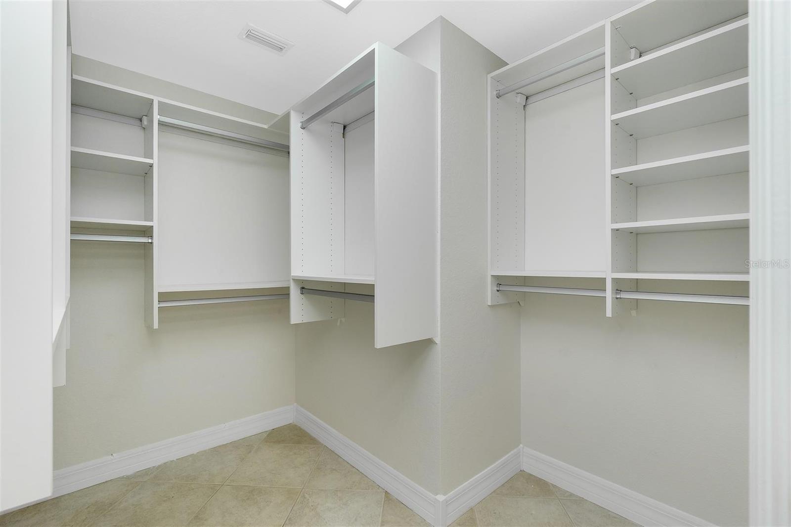 KINGS XING - Residential